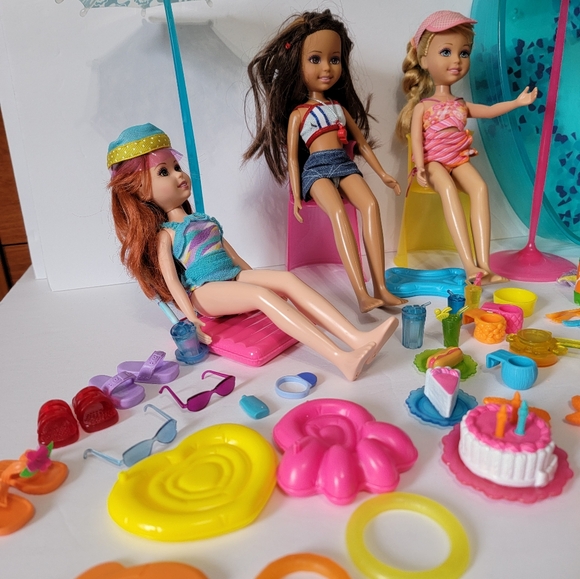 Vintage BARBIE WEE 3 FRIENDS POOL And Patio PARTY PLAYSET MATTEL 2004 - Picture 5 of 15